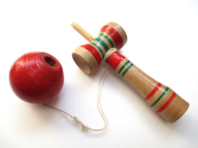 what-is-the-kendama-the-japanese-toy-that-is-now-trendy-worldwide