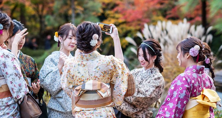 Do People in Japan Still Wear All About Japan's Kimono Culture tsunagu