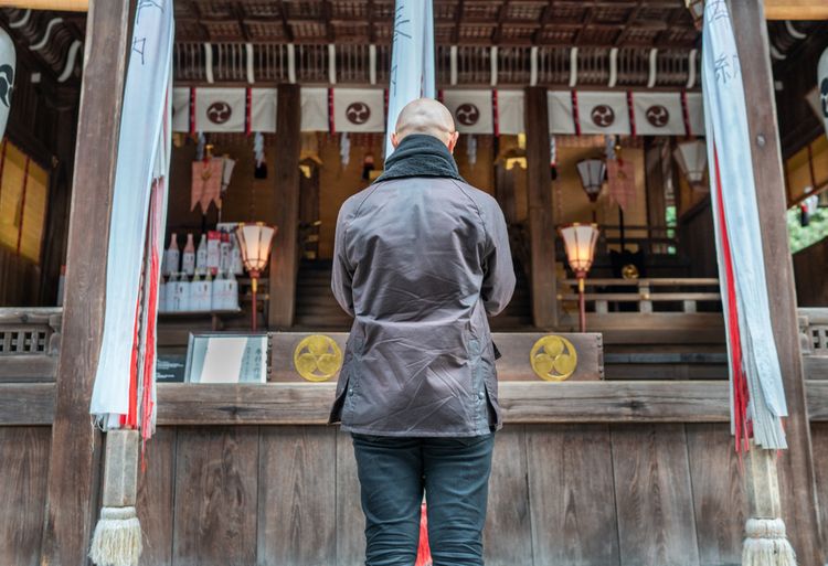 shrine pray shinto japan