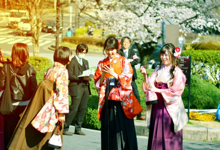 japanese students wearing traditional garb