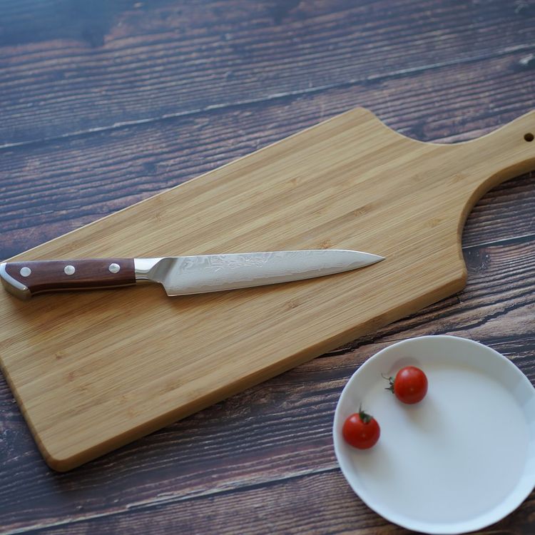 The Epitome of Japanese Knives! Yamawaki Cutlery: Leading the World of  ｜Made in Japan products BECOS