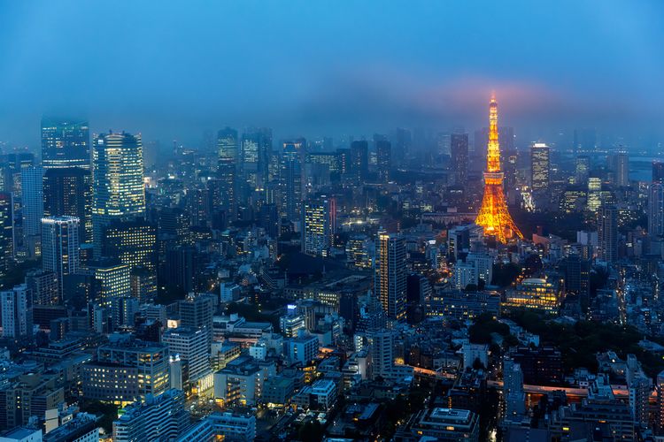 thành phố Tokyo vào buổi đêm