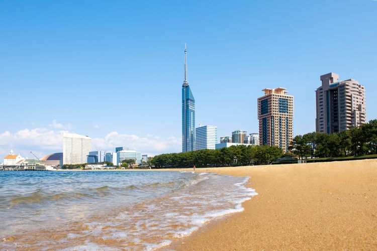 Momochi beach, Fukuoka