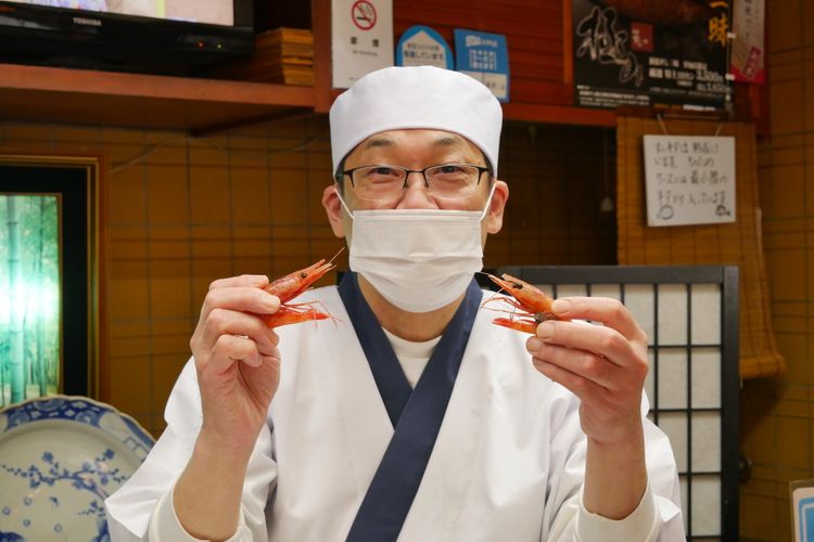 Sushi chef at sushihiro